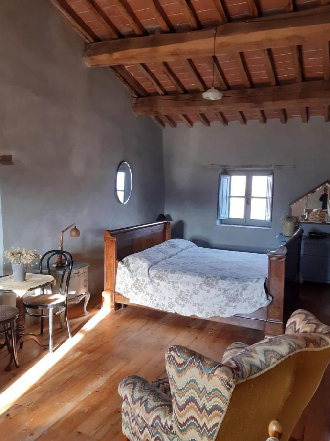 Borgo Cardaneto Bed and Breakfast Montone  Εξωτερικό φωτογραφία